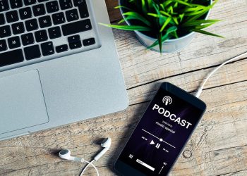 Sáu podcast luyện tiếng Anh online phổ biến nhất