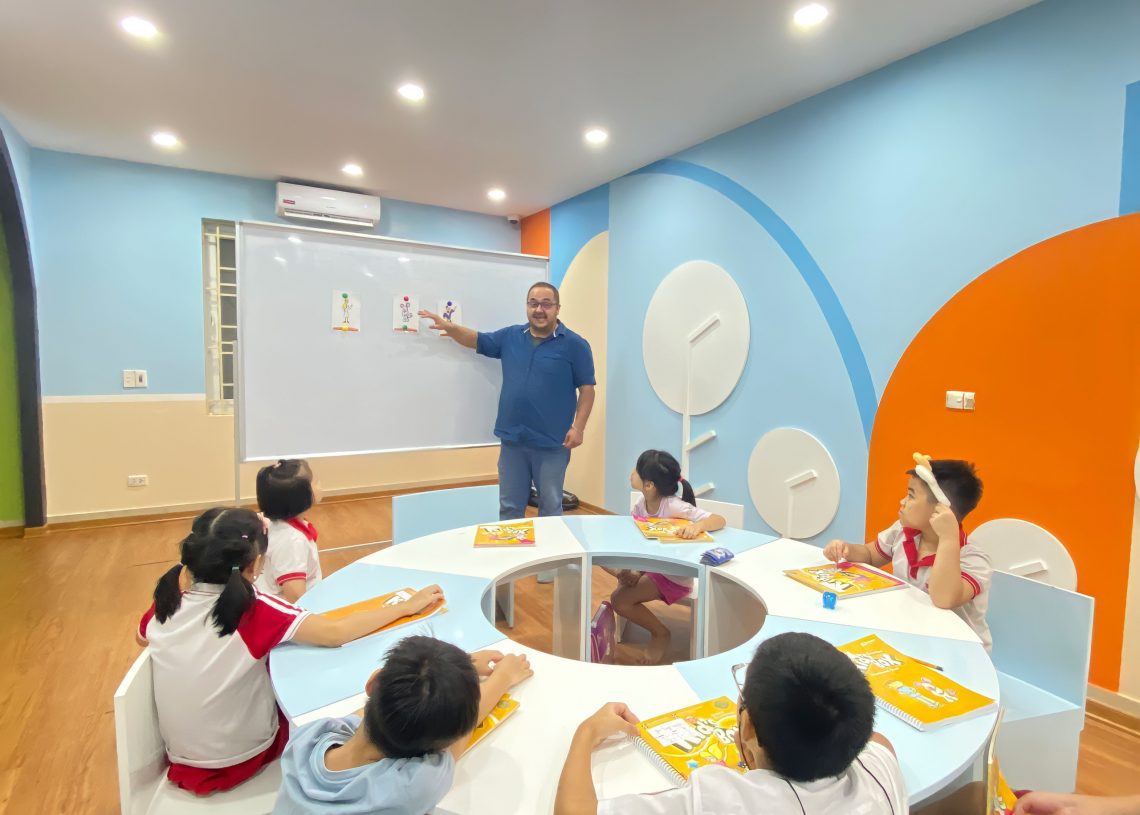 TIẾNG ANH VƯỢT TRỘI MỖI NGÀY VỚI A&U KIDS