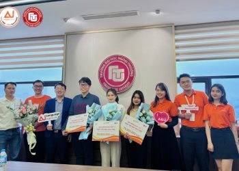 A&U x FTU| LỄ TRAO HỌC BỔNG ĐÀO TẠO THỰC TẬP SINH GIÁO VIÊN TIẾNG ANH